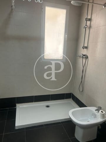 2 bedroom Apartment for rent in Vilamarxant / Villamarchante with garage - € 950 (Ref: 10094543)