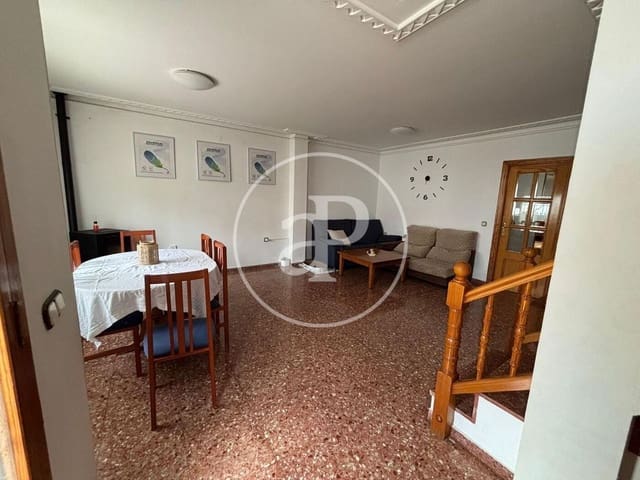 4 makuuhuone Huvila myytävänä paikassa Chiva - 279 900 € (Ref: 10098320)