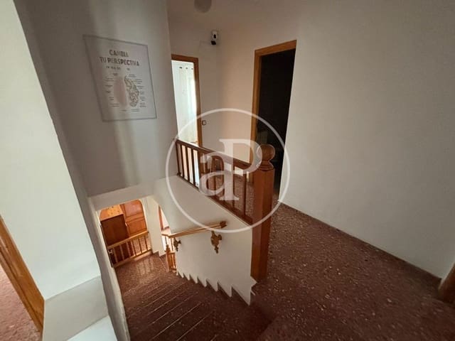4 makuuhuone Huvila myytävänä paikassa Chiva - 279 900 € (Ref: 10098320)