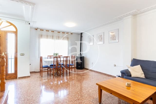 4 soverom Villa til salgs i Chiva med garasje - € 279 900 (Ref: 10098320)