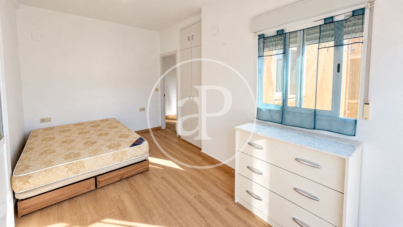 Apartamento de 3 habitaciones en Buñol en venta - 165.000 € (Ref: 10100271)