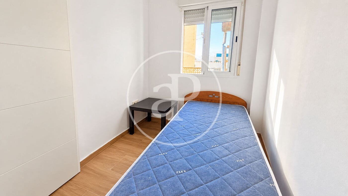 Apartamento de 3 habitaciones en Buñol en venta - 165.000 € (Ref: 10100271)