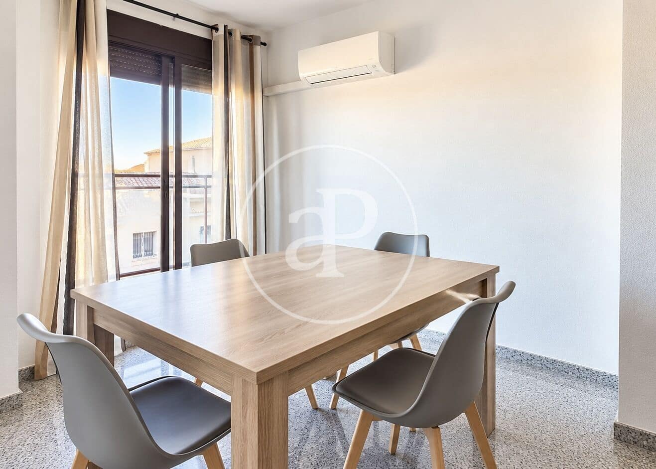 Apartamento de 3 habitaciones en Alborache en venta con piscina - 159.000 € (Ref: 10100272)