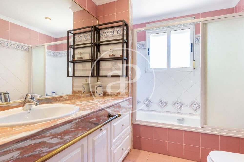 7 camera da letto Villa in vendita in Alginet con piscina garage - 530.000 € (Rif: 10102511)