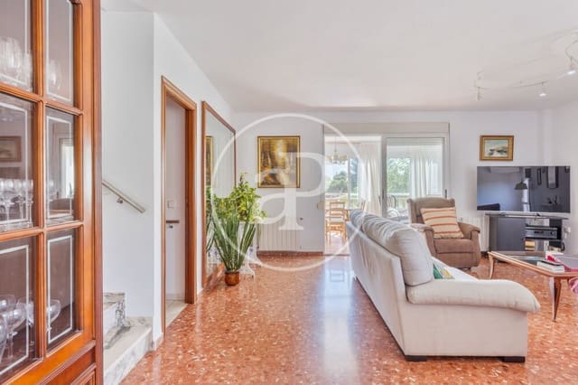 7 camera da letto Villa in vendita in Alginet con piscina garage - 530.000 € (Rif: 10102511)