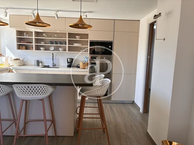 2 soveværelse Penthouse til leje i Arenales del Sol, Elche / Elx med garage - € 1.400 (Ref: 10102512)