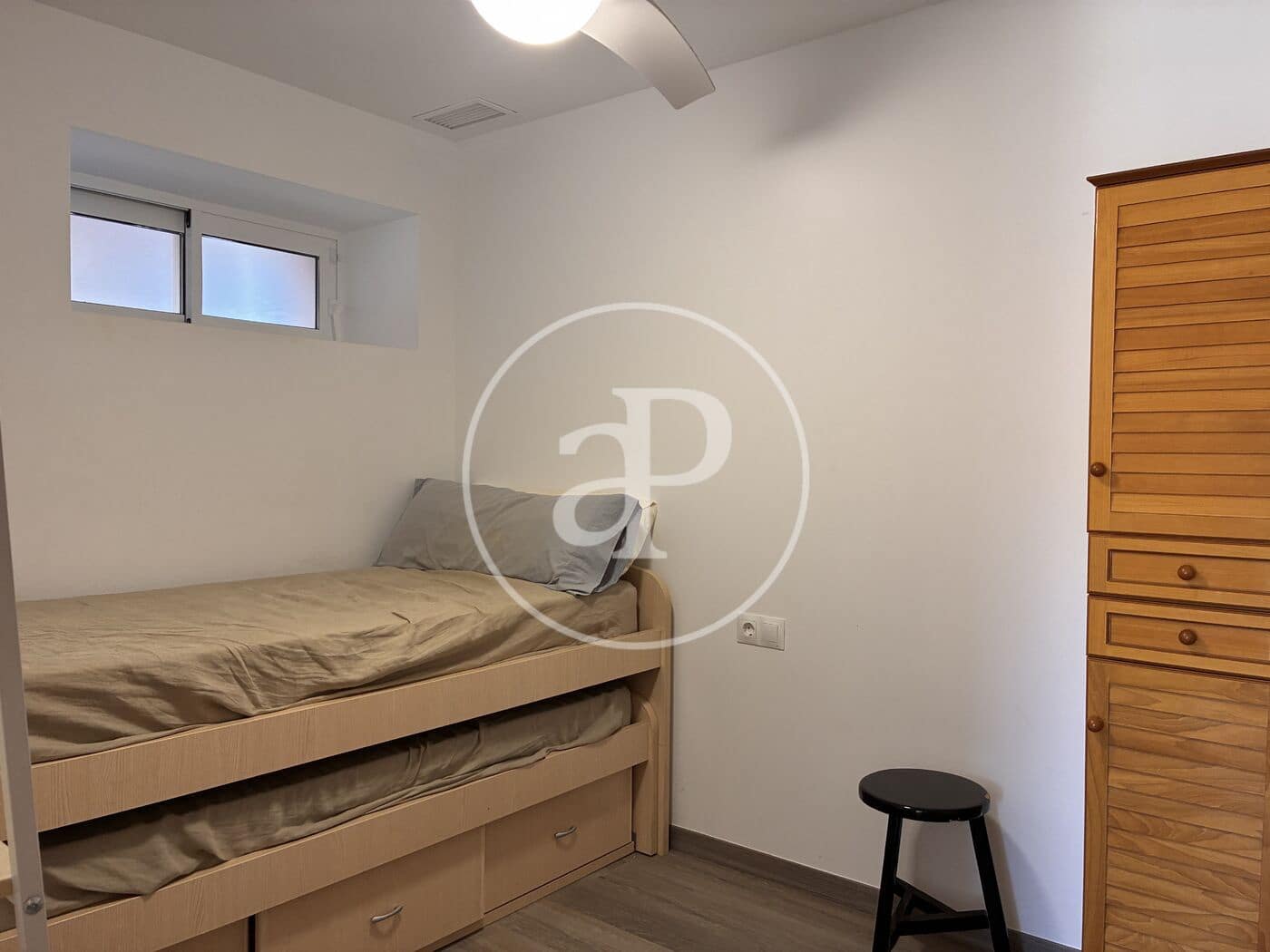 2 soveværelse Penthouse til leje i Arenales del Sol med garage - € 1.400 (Ref: 10102512)