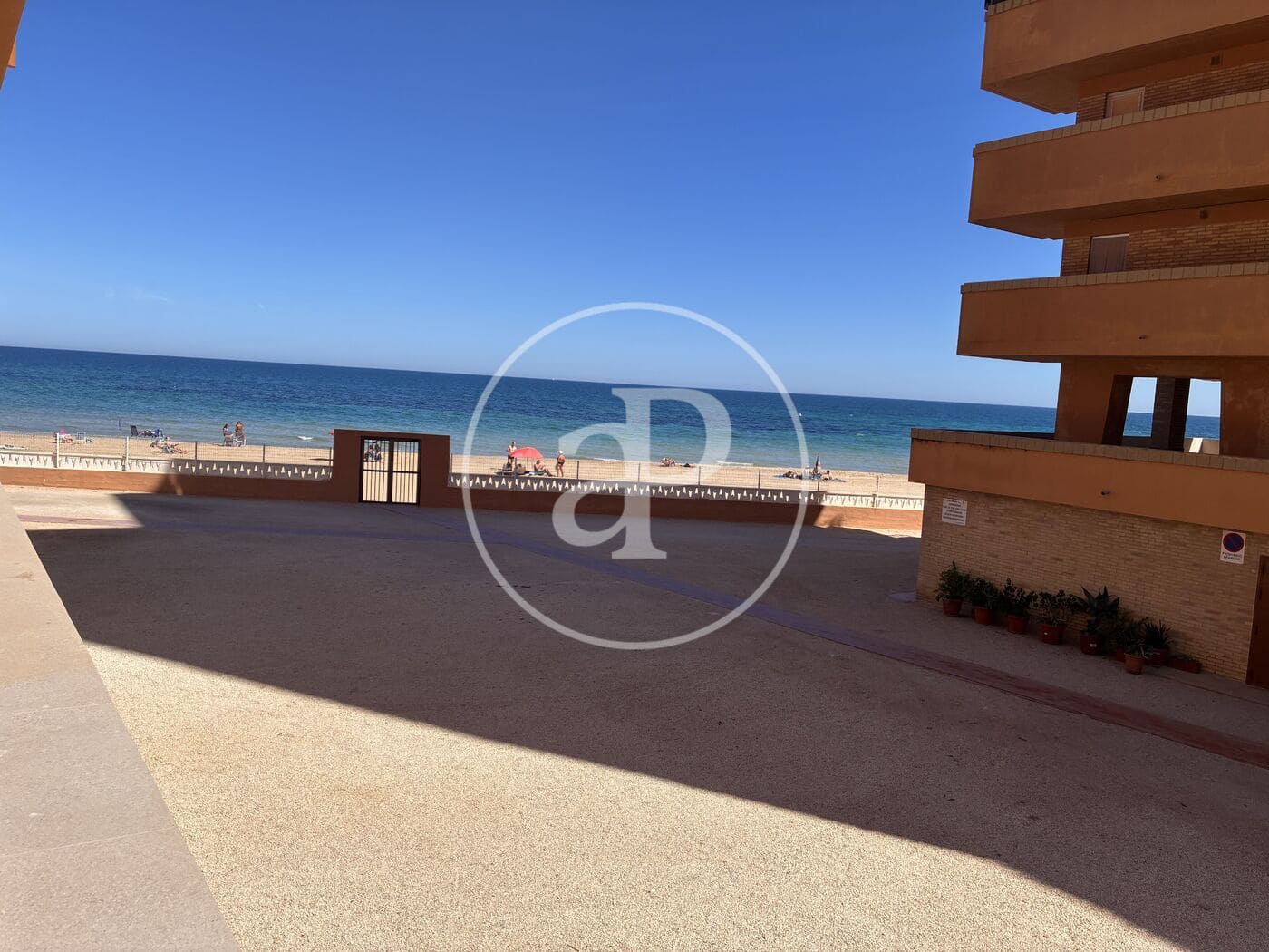 2 soveværelse Penthouse til leje i Arenales del Sol med garage - € 1.400 (Ref: 10102512)