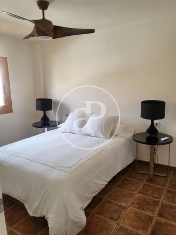 2 soveværelse Lejlighed til leje i Alicante by - € 950 (Ref: 10102513)