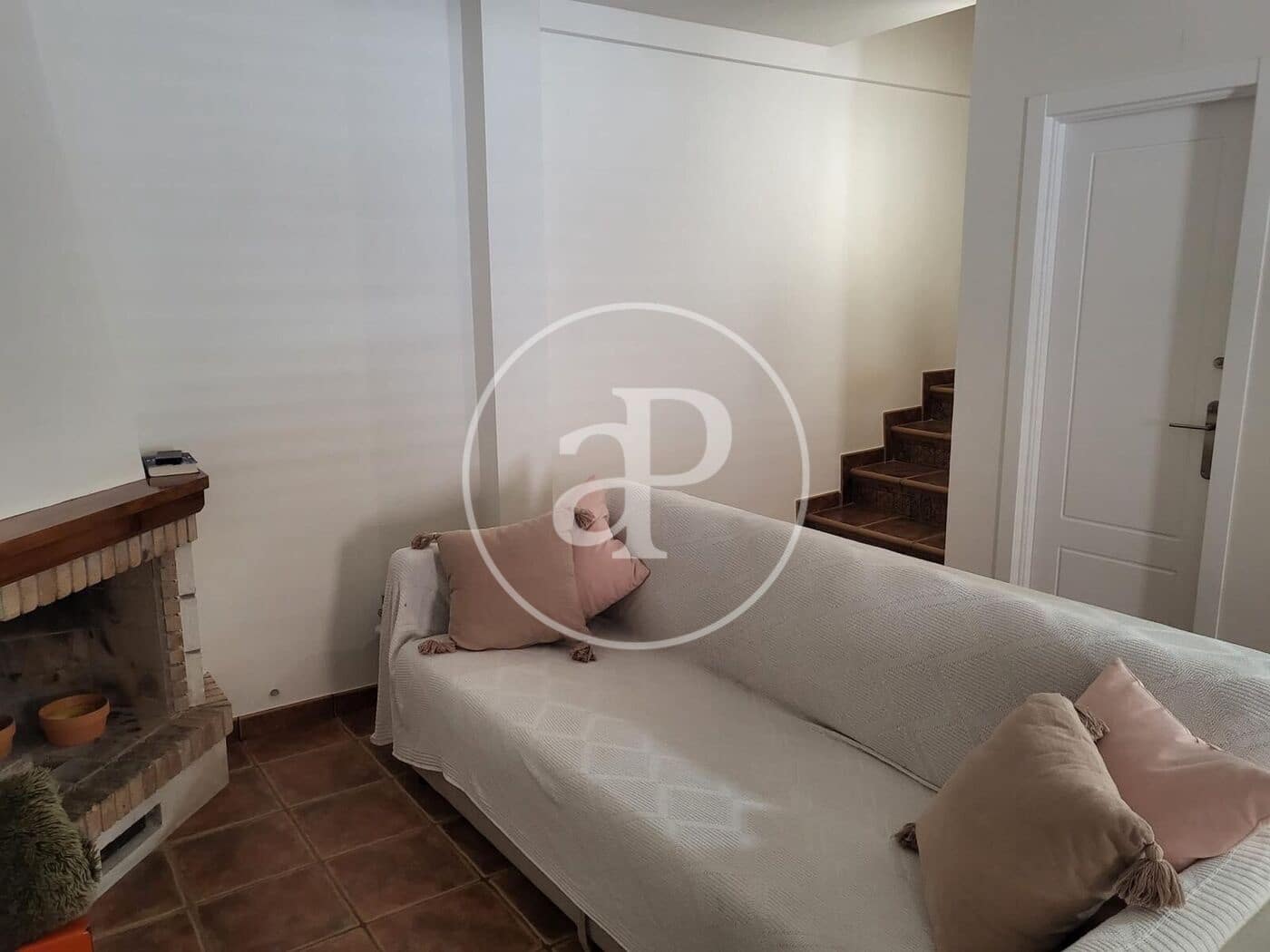 2 soveværelse Lejlighed til leje i Alicante by med garage - € 950 (Ref: 10102513)