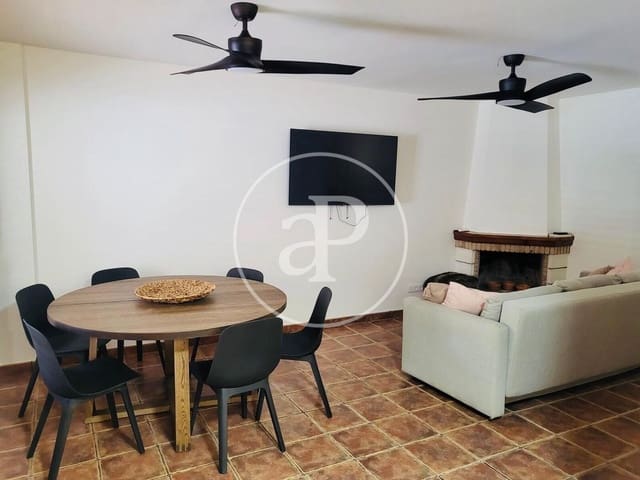 2 soveværelse Lejlighed til leje i Alicante by - € 950 (Ref: 10102513)