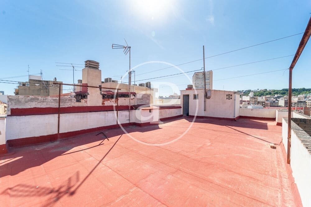 27 bedroom Apartment for sale in Alicante / Alacant city - € 1,850,000 (Ref: 10109640)