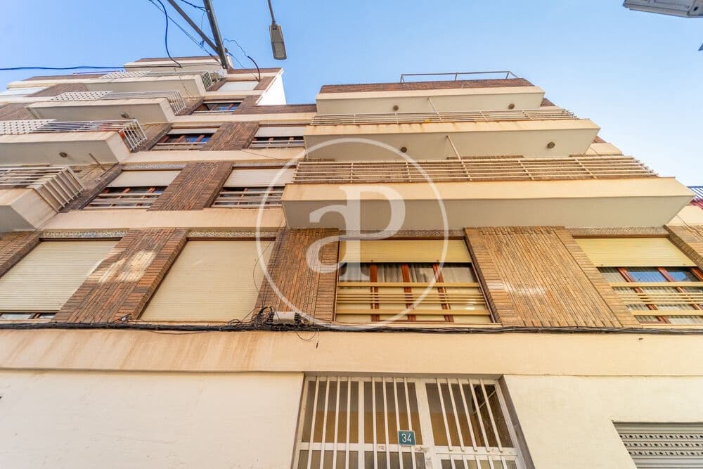 27 bedroom Apartment for sale in Alicante / Alacant city - € 1,850,000 (Ref: 10109640)