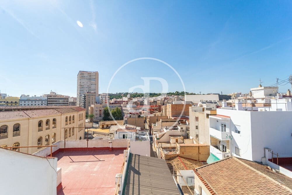 27 bedroom Apartment for sale in Alicante / Alacant city - € 1,850,000 (Ref: 10109640)