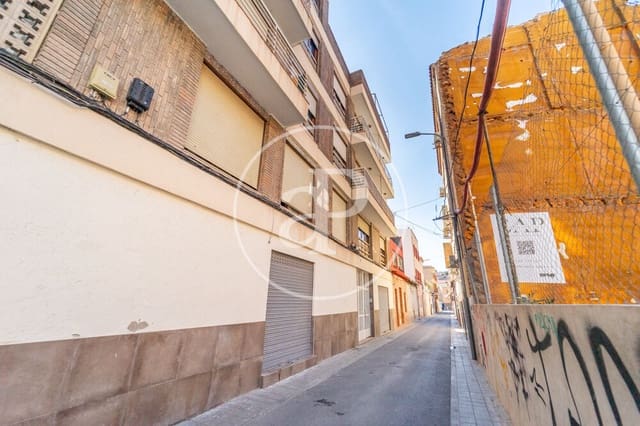 27 bedroom Apartment for sale in San Antón, Alicante / Alacant city - € 1,850,000 (Ref: 10109640)