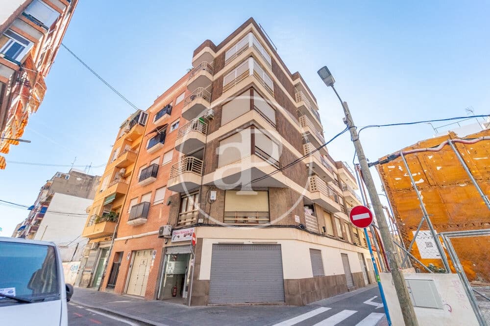 27 bedroom Apartment for sale in Alicante / Alacant city - € 1,850,000 (Ref: 10109640)