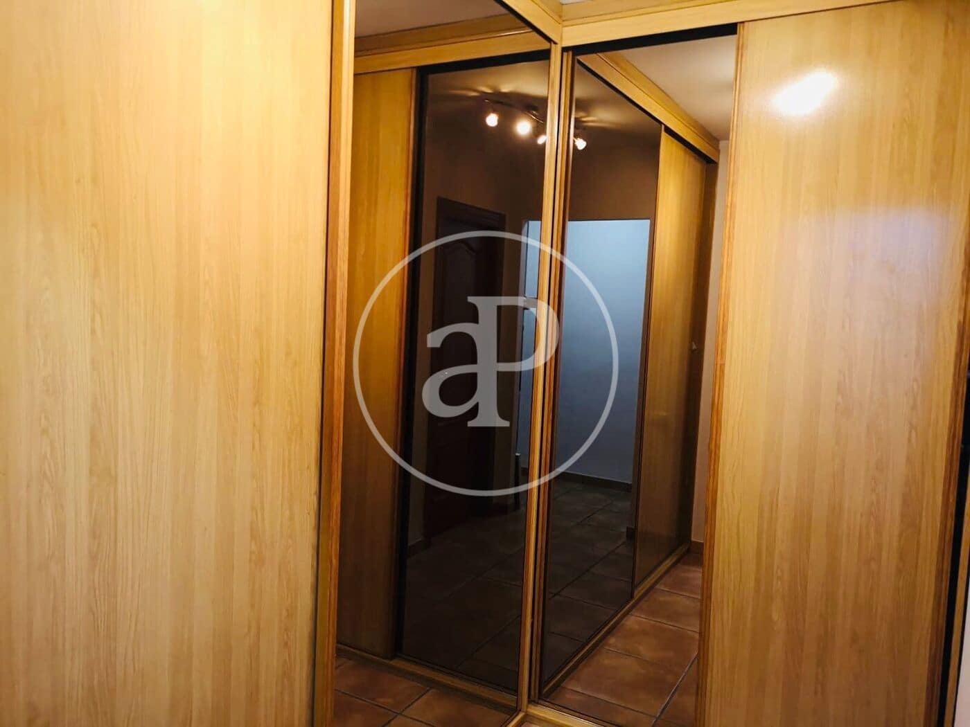 3 quarto Apartamento para arrendar em Moncada com piscina garagem - 1 800 € (Ref: 10115751)