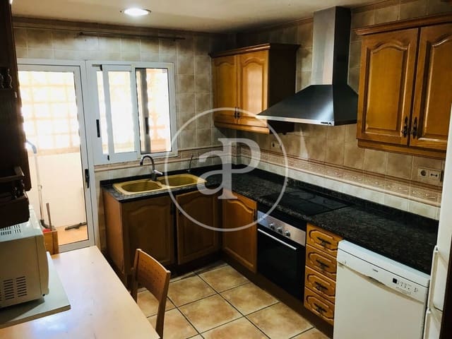 3 Zimmer Apartment zu vermieten in Moncada mit Pool Garage - 1.800 € (Ref: 10115751)