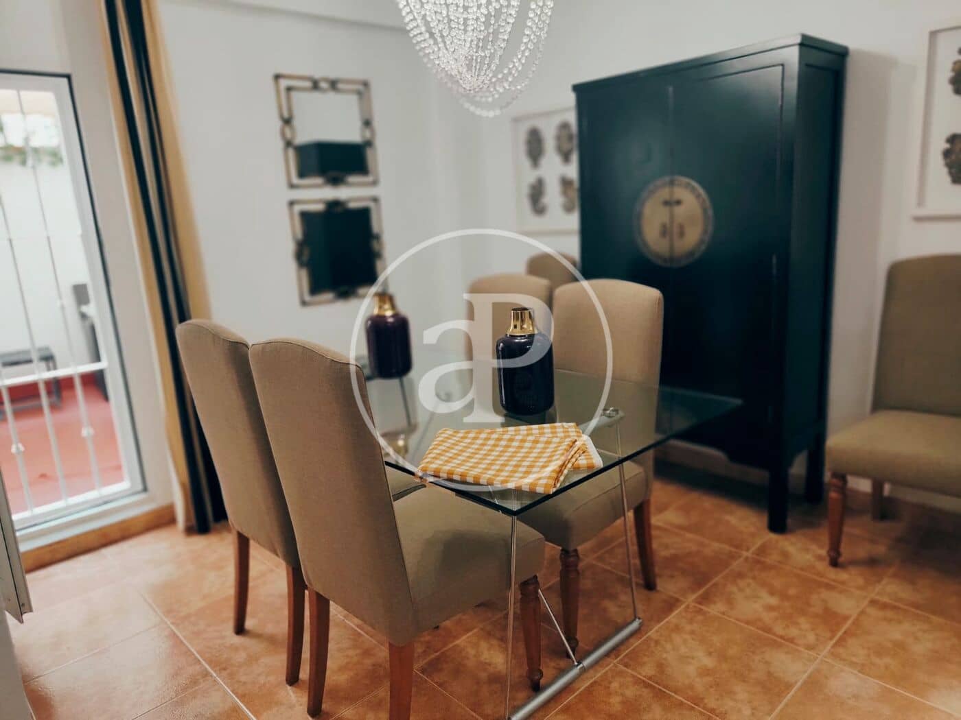 2 bedroom Apartment for rent in Valencia city - € 1,400 (Ref: 10115752)