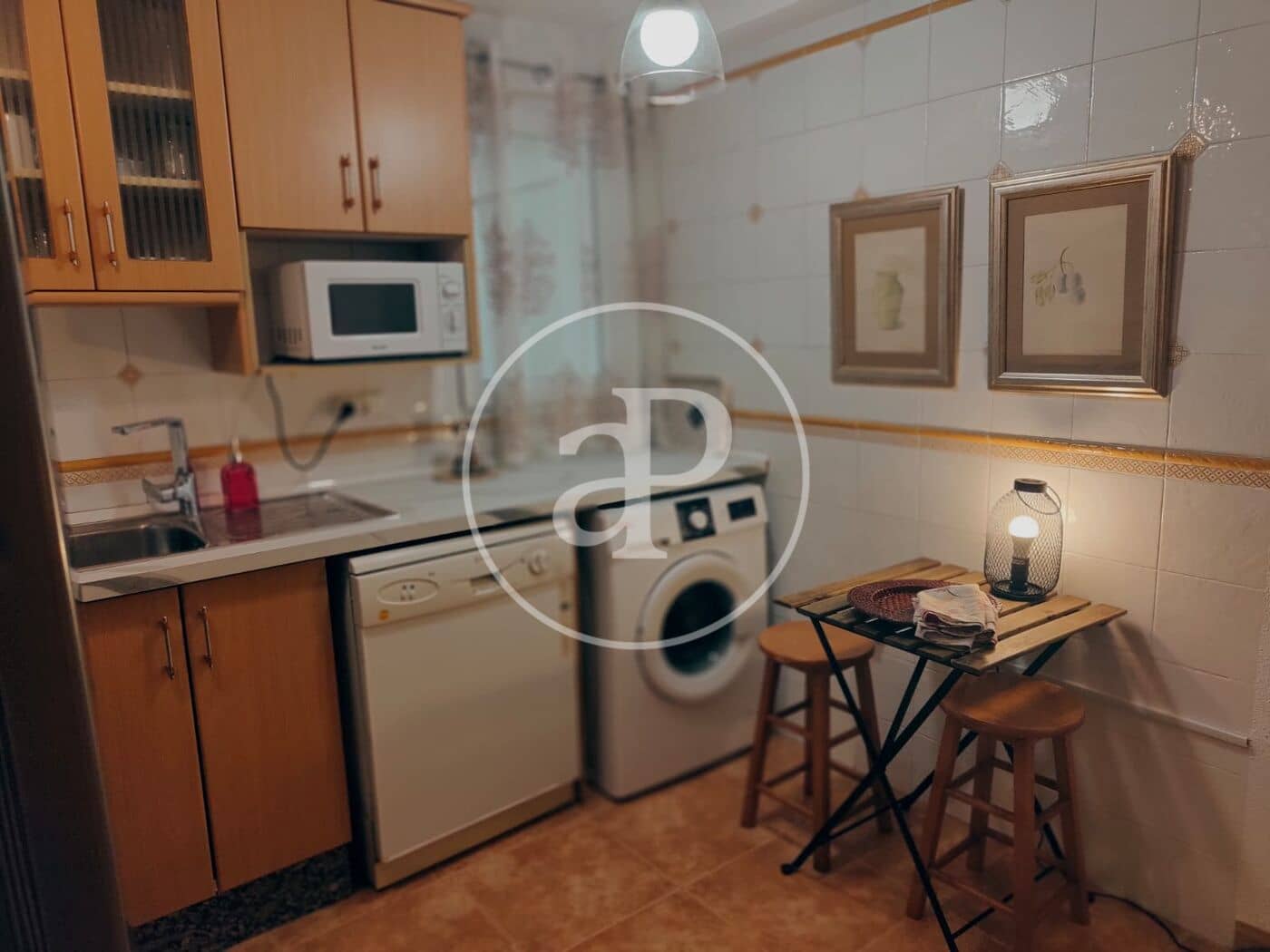 2 bedroom Apartment for rent in Valencia city - € 1,400 (Ref: 10115752)