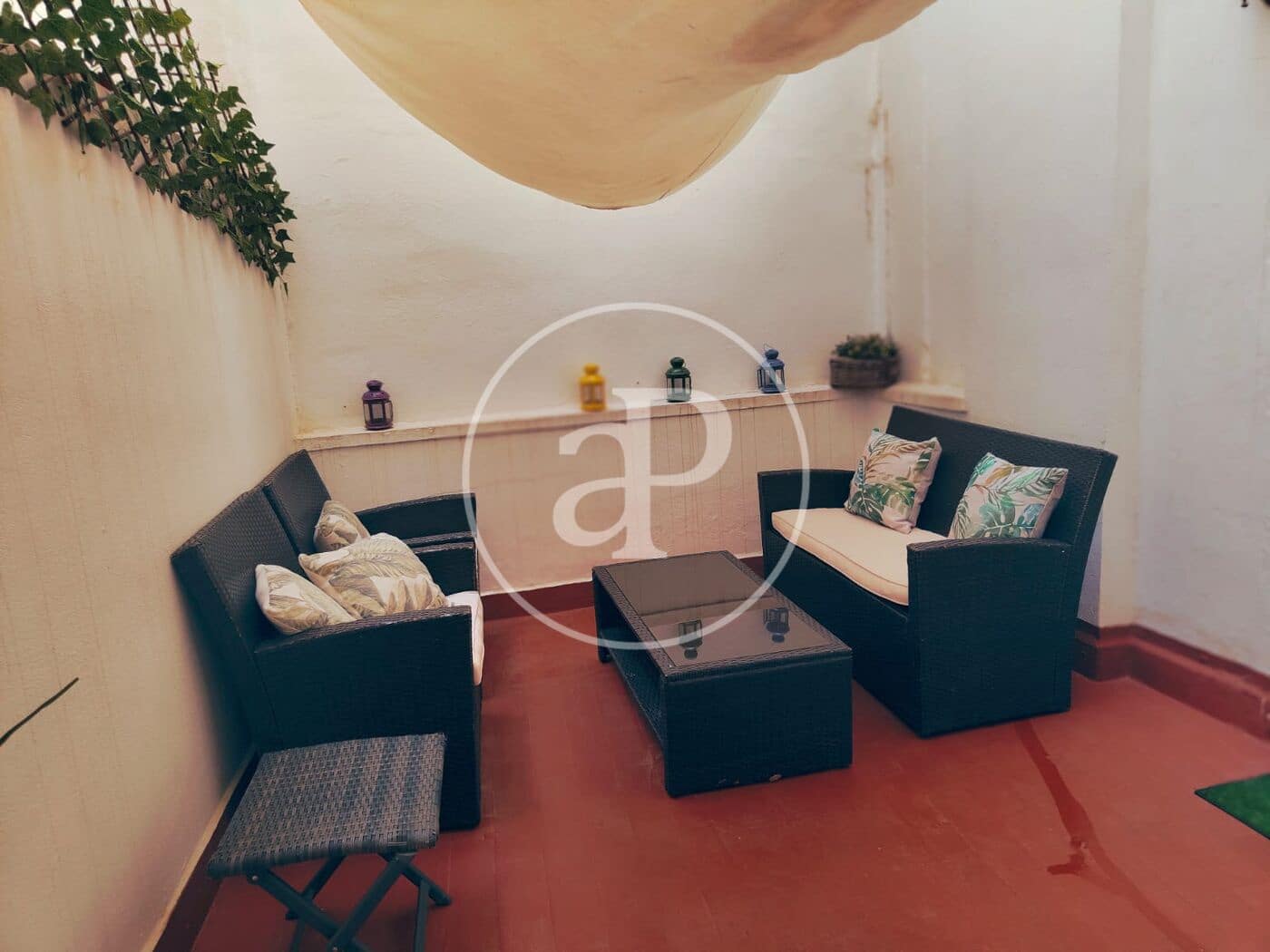 2 bedroom Apartment for rent in Valencia city - € 1,400 (Ref: 10115752)