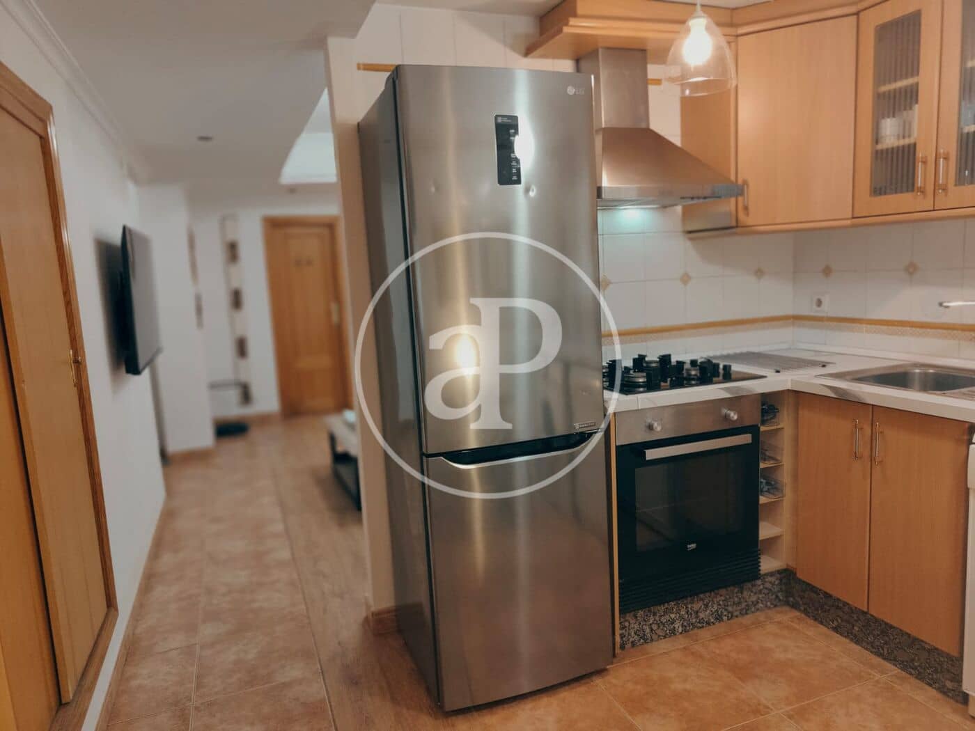 2 bedroom Apartment for rent in Valencia city - € 1,400 (Ref: 10115752)