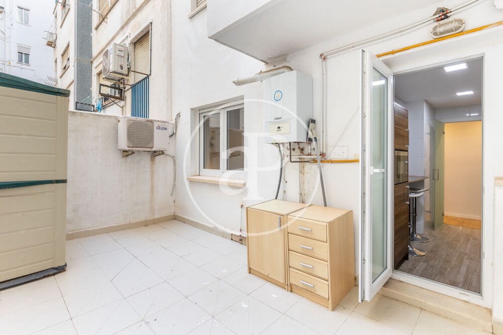 3 quarto Apartamento para arrendar em Valencia cidade com garagem - 1 800 € (Ref: 10120003)