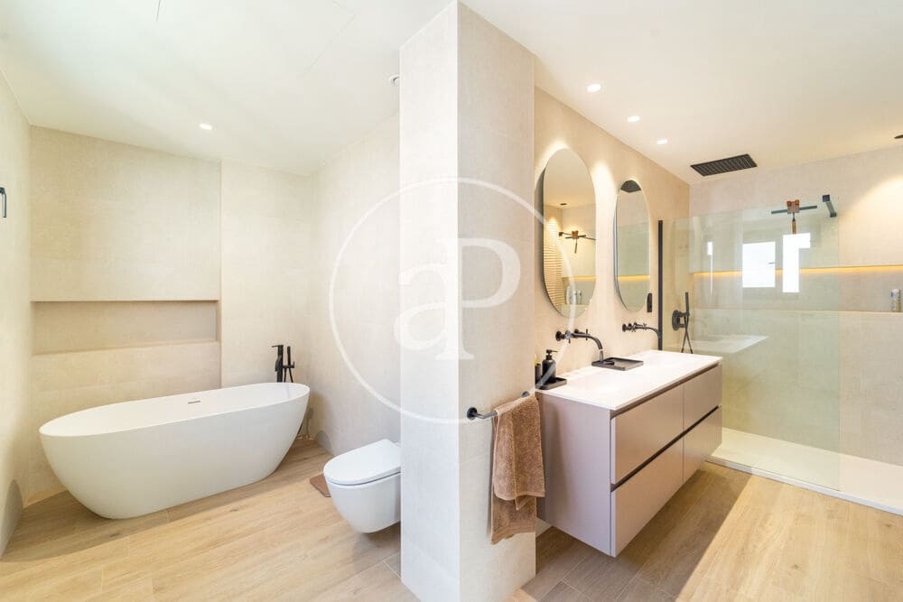 4 slaapkamer Villa te koop in Alicante stad met zwembad - € 900.000 (Ref: 10120004)