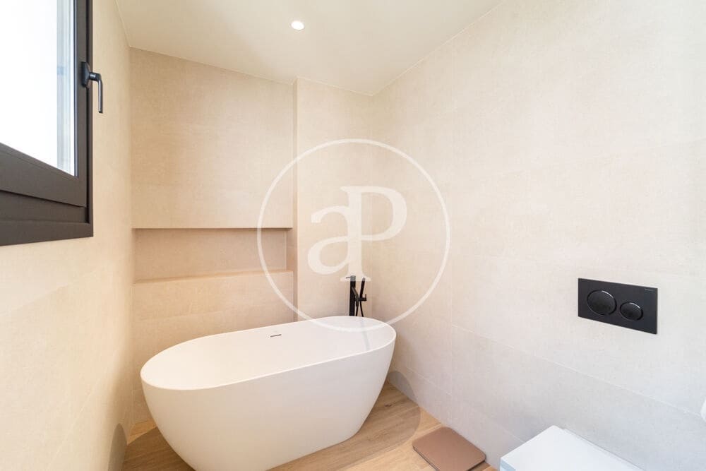 4 slaapkamer Villa te koop in Alicante stad met zwembad - € 900.000 (Ref: 10120004)