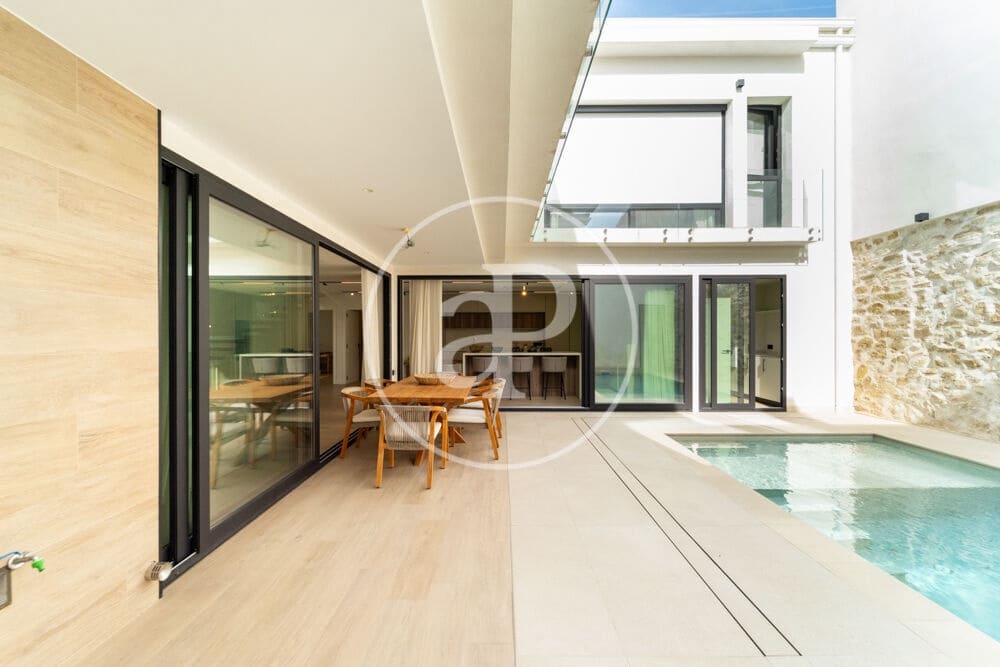 4 slaapkamer Villa te koop in Alicante stad met zwembad - € 900.000 (Ref: 10120004)