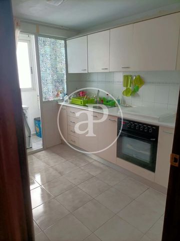 4 soverom Leilighet til salgs i Ensanche - Diputacion, Alicante by med garasje - € 550 000 (Ref: 10120006)