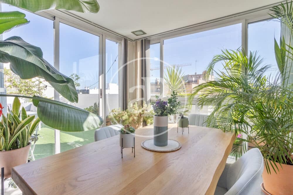 2 quarto Penthouse para arrendar em Valencia cidade - 2 200 € (Ref: 10124487)