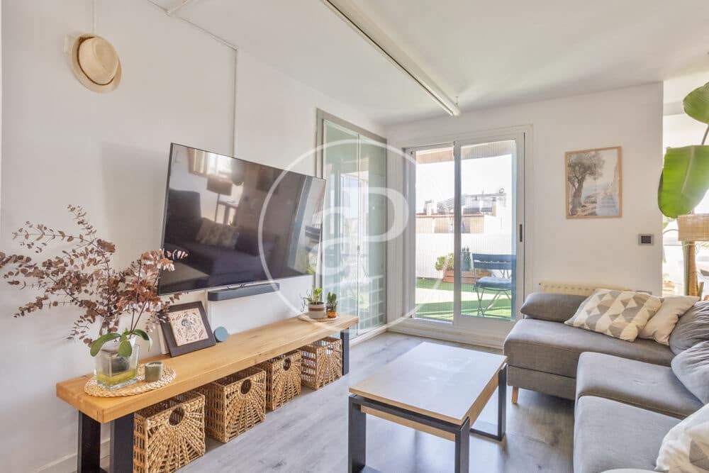 2 quarto Penthouse para arrendar em Valencia cidade - 2 200 € (Ref: 10124487)
