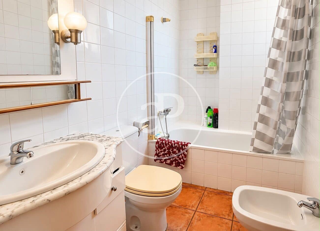 5 Zimmer Villa zu verkaufen in Pedralba mit Garage - 189.999 € (Ref: 10129342)