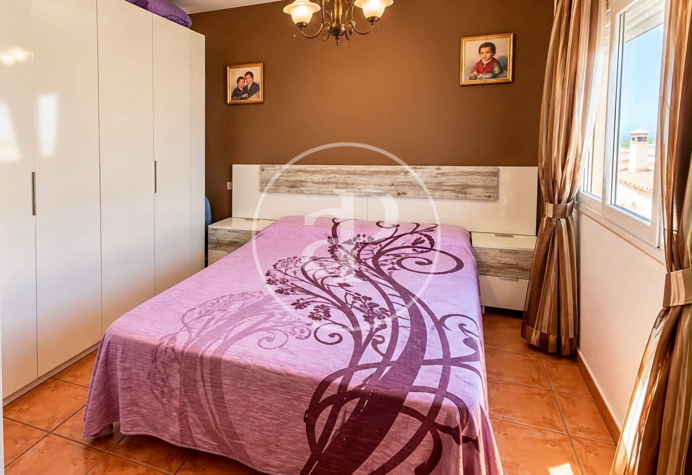 5 Zimmer Villa zu verkaufen in Pedralba mit Garage - 189.999 € (Ref: 10129342)