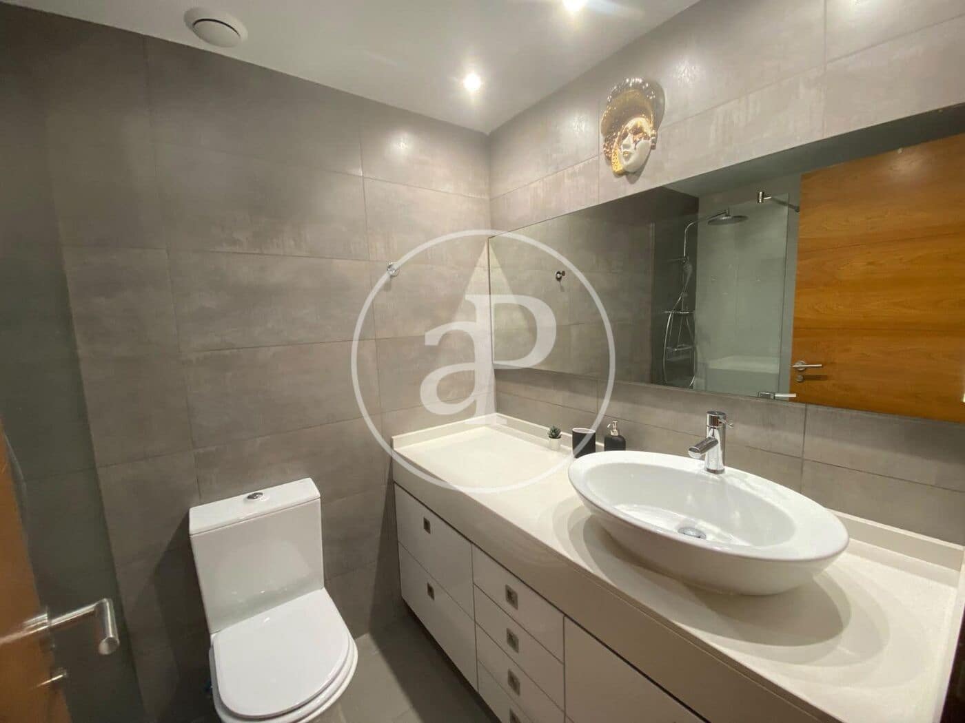 2 soverom Leilighet til salgs i Valencia by med svømmebasseng garasje - € 598 000 (Ref: 10129344)
