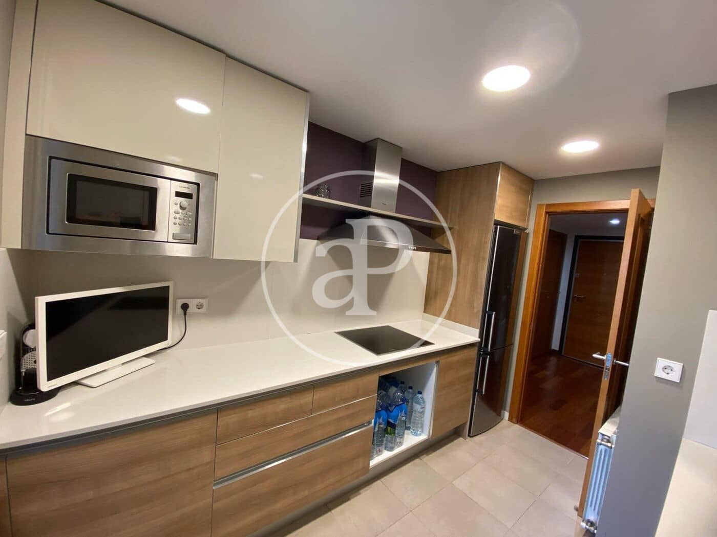 2 soverom Leilighet til salgs i Valencia by med svømmebasseng garasje - € 598 000 (Ref: 10129344)