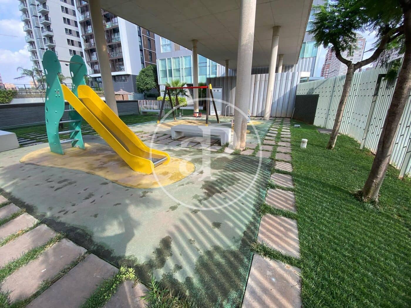 2 soverom Leilighet til salgs i Valencia by med svømmebasseng garasje - € 598 000 (Ref: 10129344)