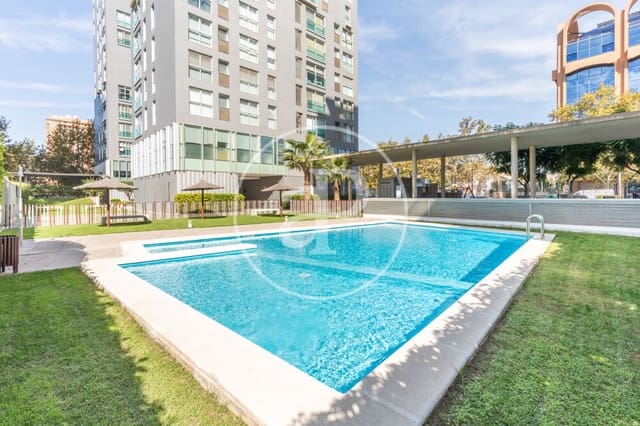 2 slaapkamer Appartement te koop in Ciutat de les Arts i de les Ciencies, Valencia stad met zwembad garage - € 598.000 (Ref: 10129344)