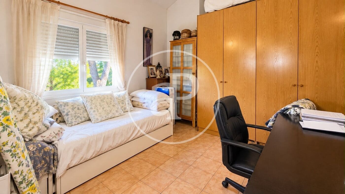 5 Zimmer Villa zu verkaufen in Pedralba mit Pool Garage - 1.900.000 € (Ref: 10131756)