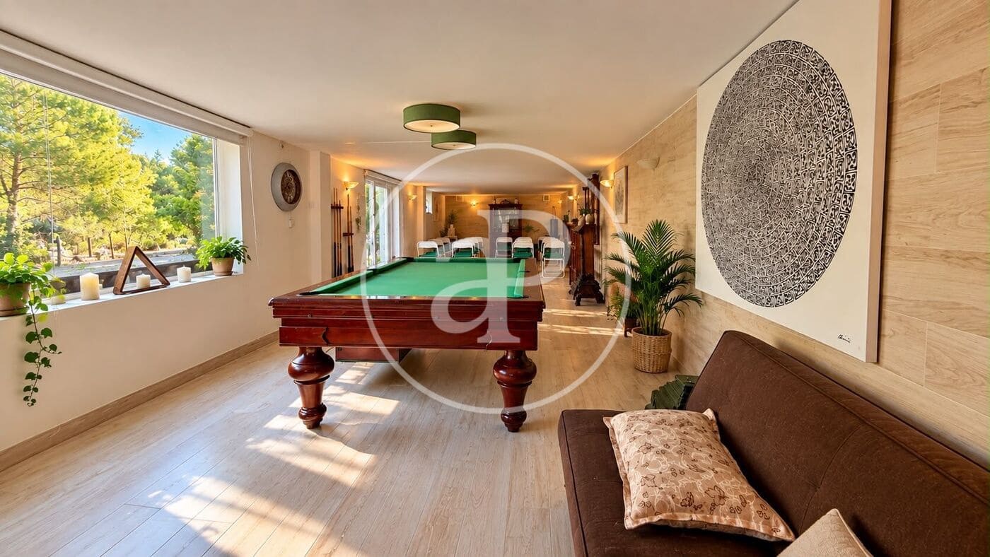 5 Zimmer Villa zu verkaufen in Pedralba mit Pool Garage - 1.900.000 € (Ref: 10131756)