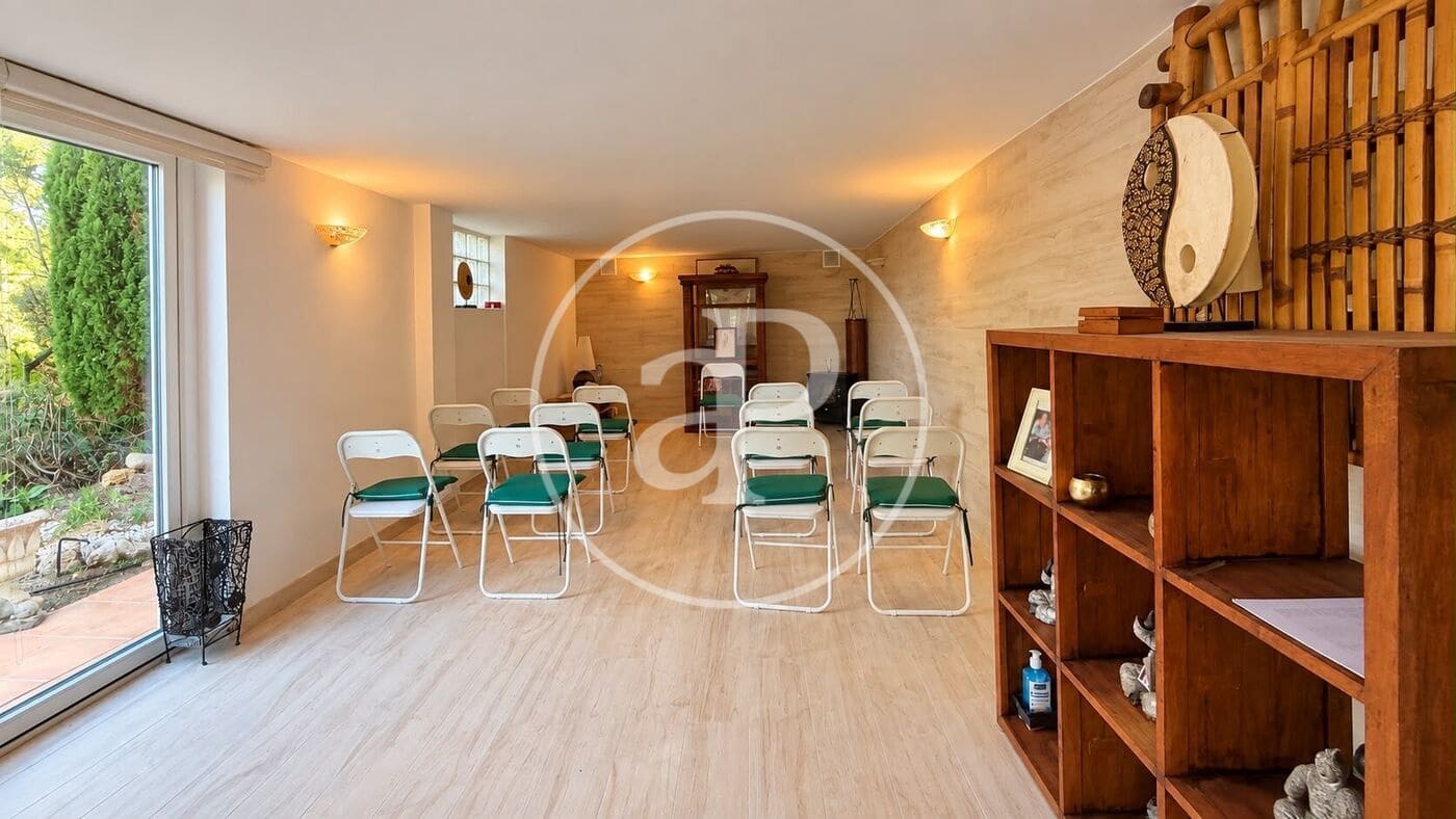 5 Zimmer Villa zu verkaufen in Pedralba mit Pool Garage - 1.900.000 € (Ref: 10131756)