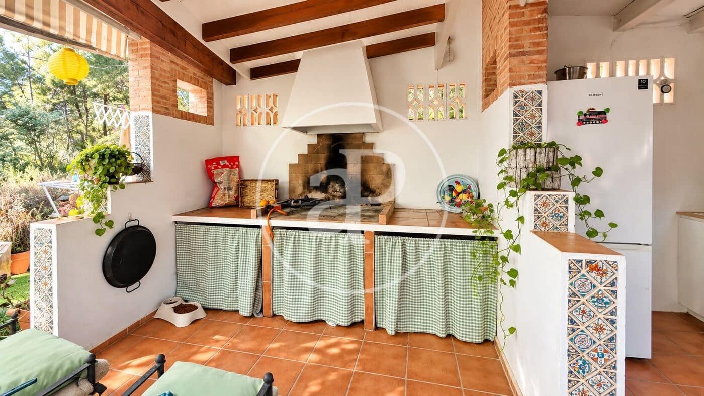 5 Zimmer Villa zu verkaufen in Pedralba mit Pool Garage - 1.900.000 € (Ref: 10131756)