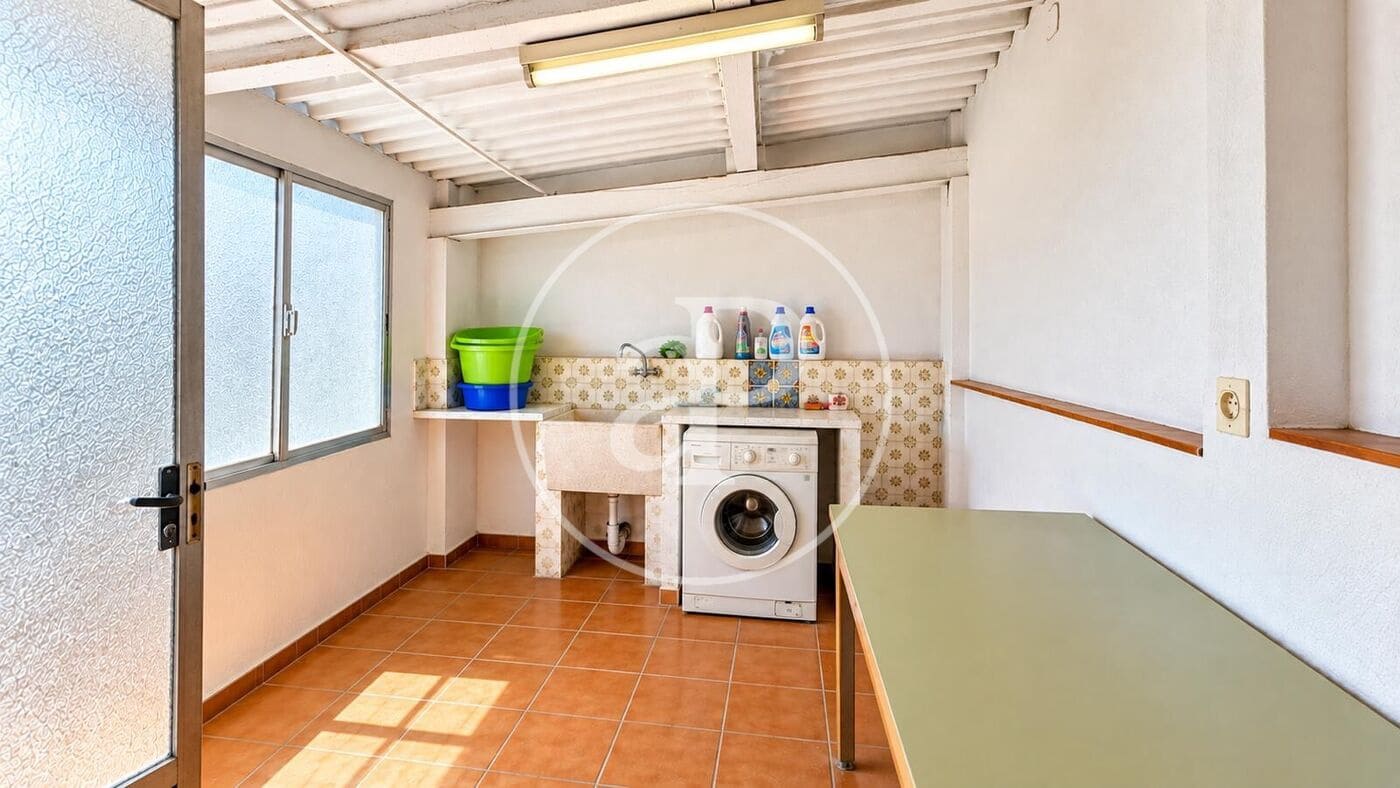 6 soveværelse Villa til salg i Pedralba med garage - € 173.000 (Ref: 10135997)