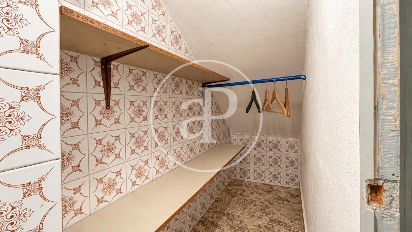 6 soveværelse Villa til salg i Pedralba med garage - € 173.000 (Ref: 10135997)