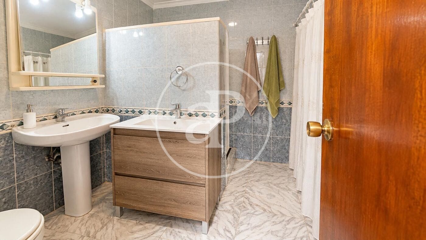 6 soveværelse Villa til salg i Pedralba med garage - € 173.000 (Ref: 10135997)