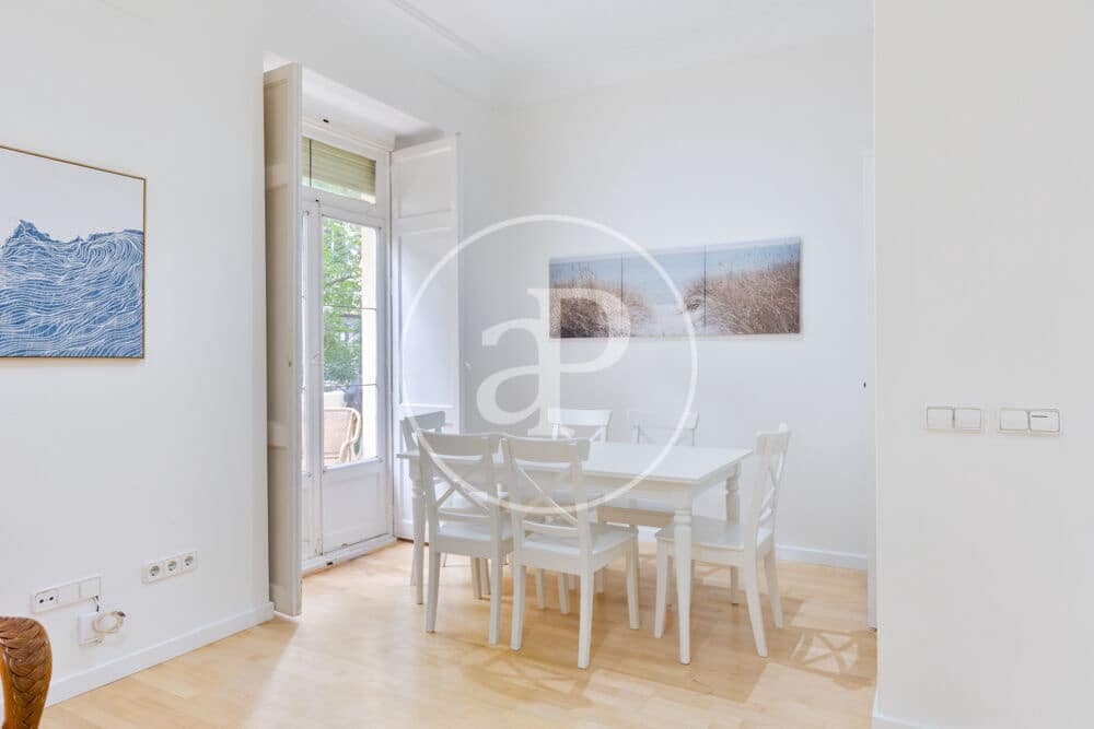 3 soveværelse Lejlighed til leje i Valencia by - € 2.400 (Ref: 10136000)