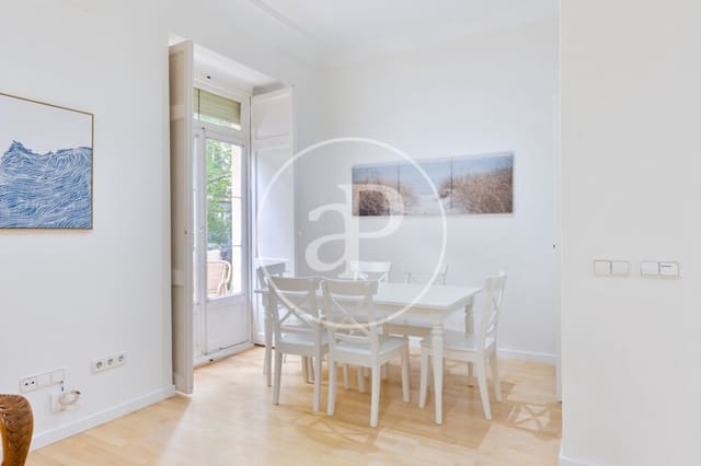 3 soveværelse Lejlighed til leje i La Gran Via, Valencia by - € 2.400 (Ref: 10136000)