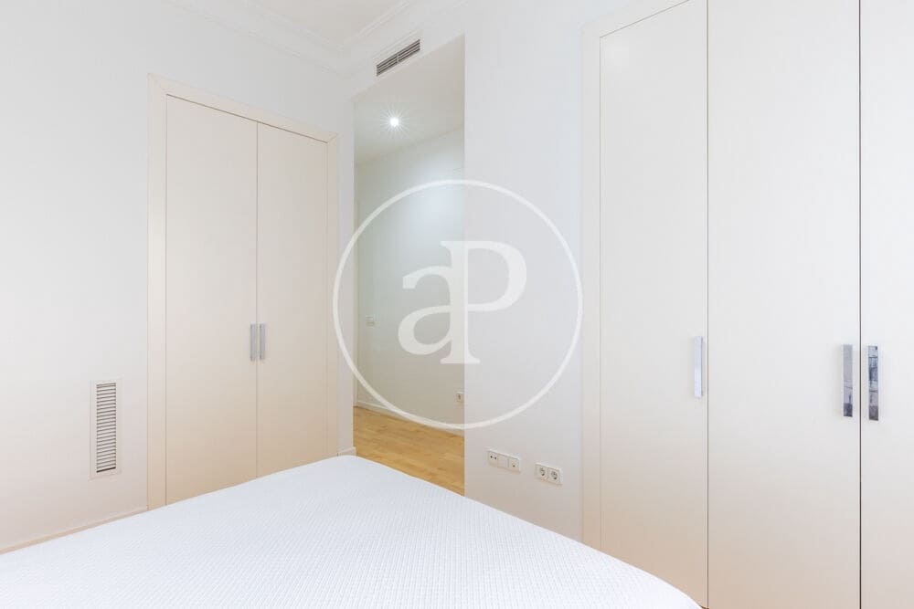3 soveværelse Lejlighed til leje i Valencia by - € 2.400 (Ref: 10136000)
