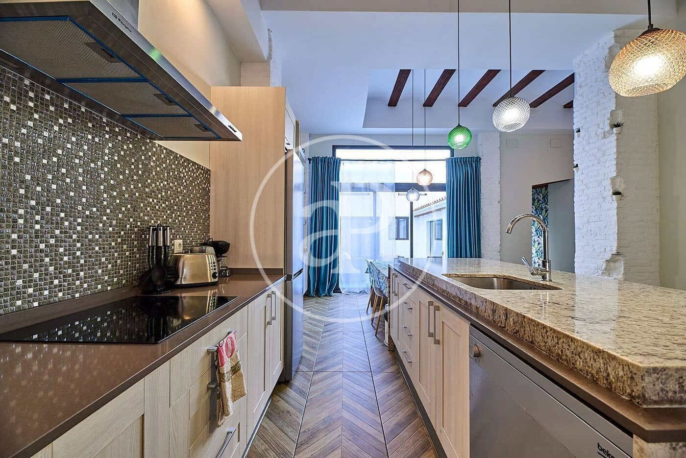 3 sypialnia Apartament do wynajęcia w Miasto Walencja z basenem - 3 000 € (Ref: 10139683)